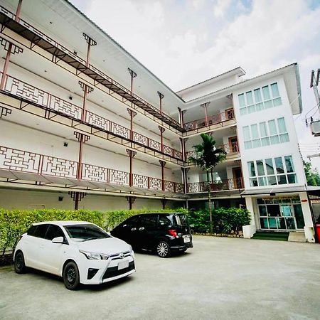 Inn Kham Apartment Chiang Mai Dış mekan fotoğraf